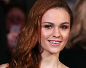Sophie Skelton
